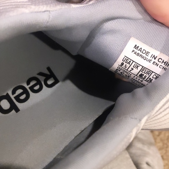 Reebok Women's Z-Pump Fusion Running Shoe - Picture 11 of 11